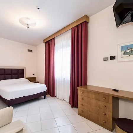 Ξενοδοχείο Bajamar 4*