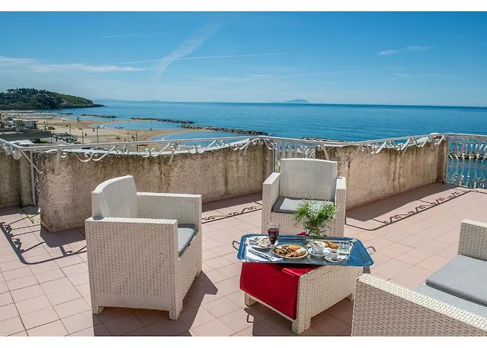 Bajamar Otel 4*